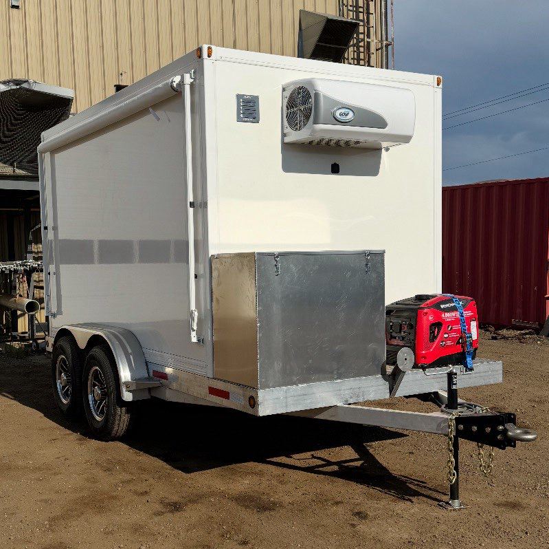 Mobile cooler trailer with generator - exterior view
